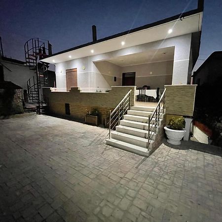 Anel'S Guesthouse Berat Kültér fotó