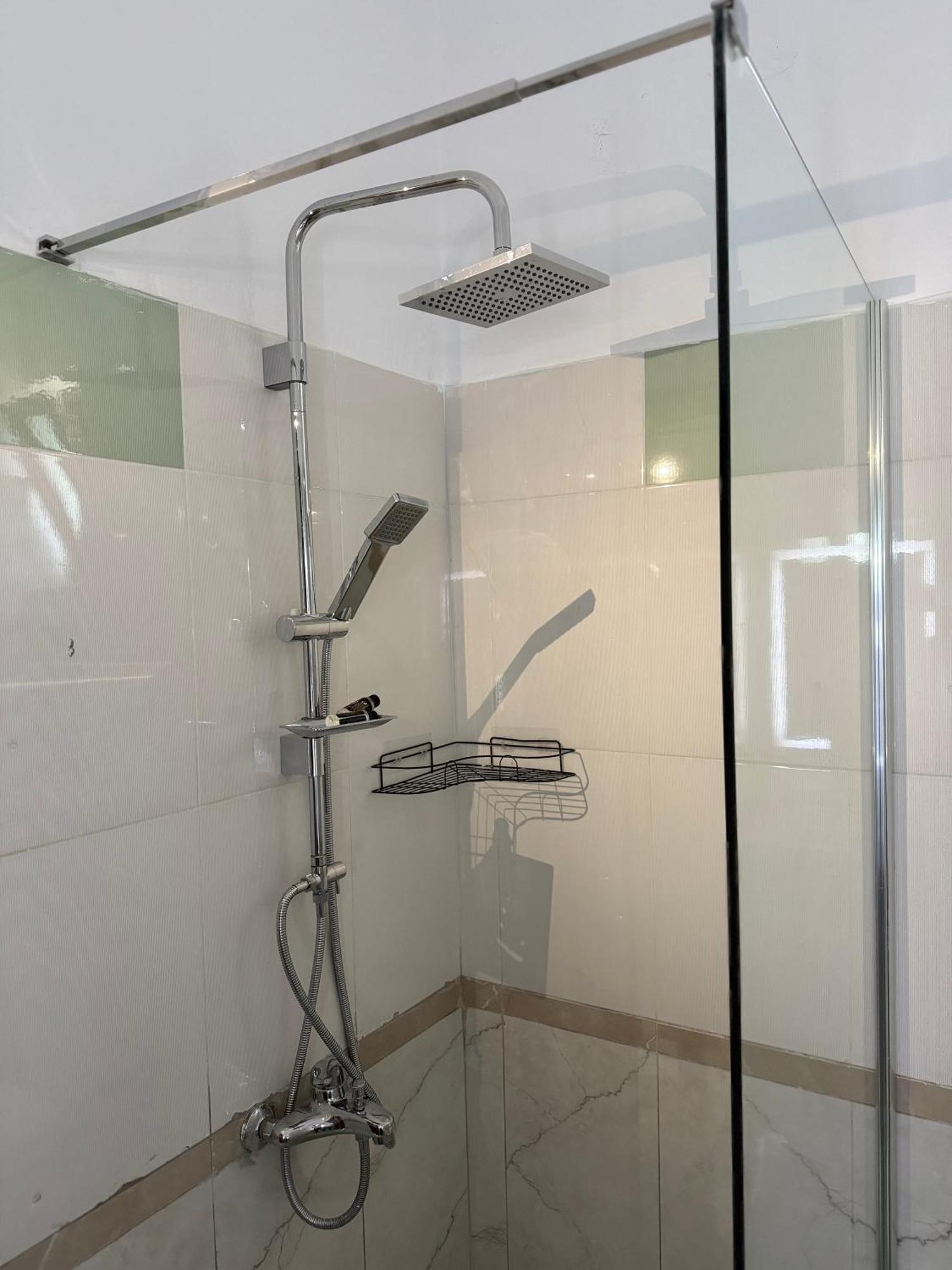 Anel'S Guesthouse Berat Kültér fotó