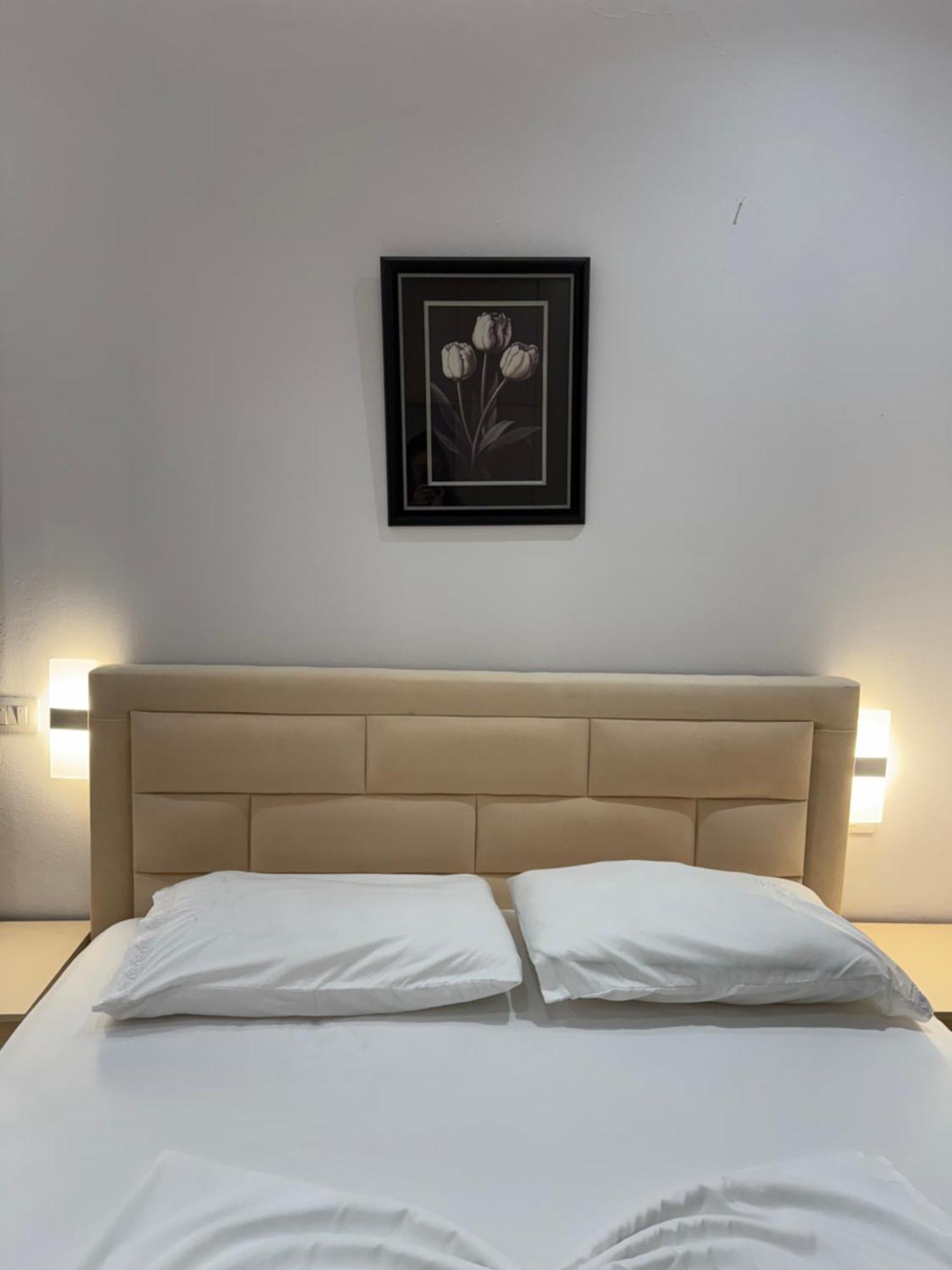 Anel'S Guesthouse Berat Kültér fotó